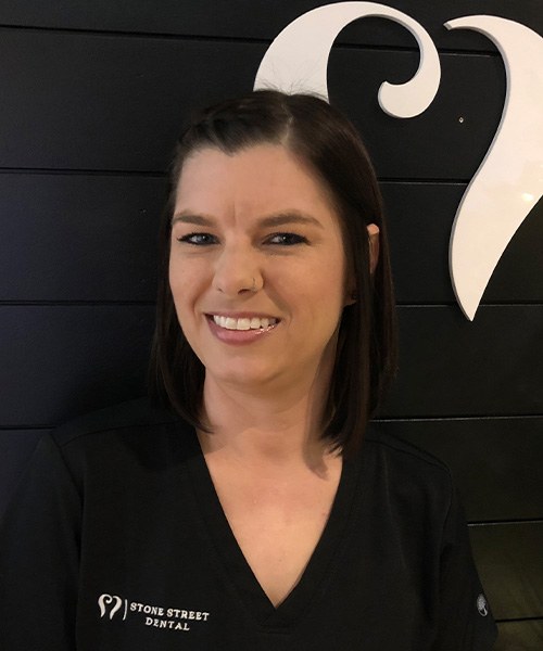 Dental assistant